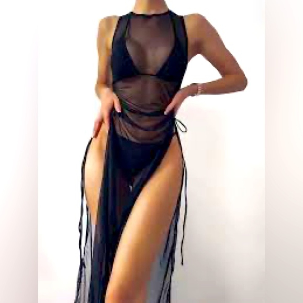Solid Lace-Up Cover Up…Color: Black…Sz: Large (8-10)